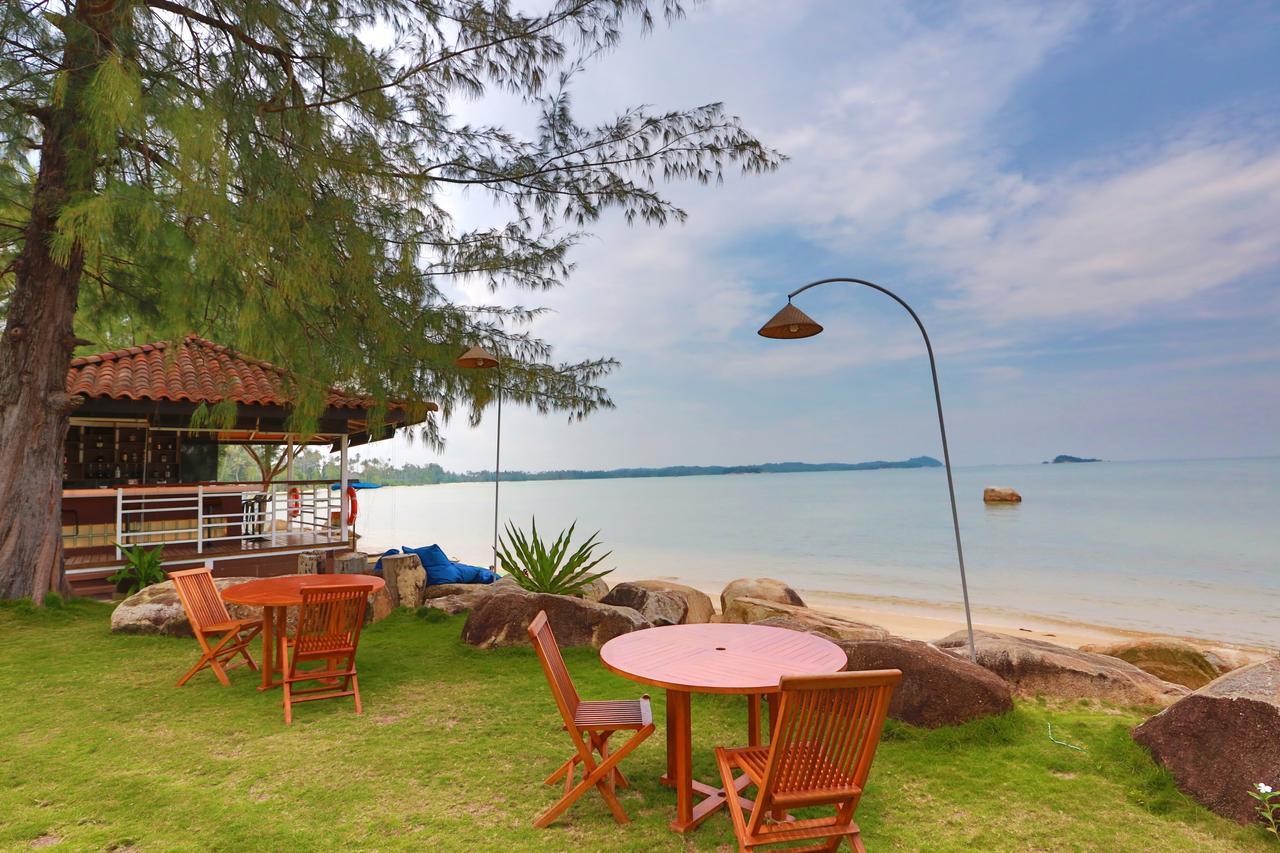 Pantai Indah Lagoi Bintan Luaran gambar