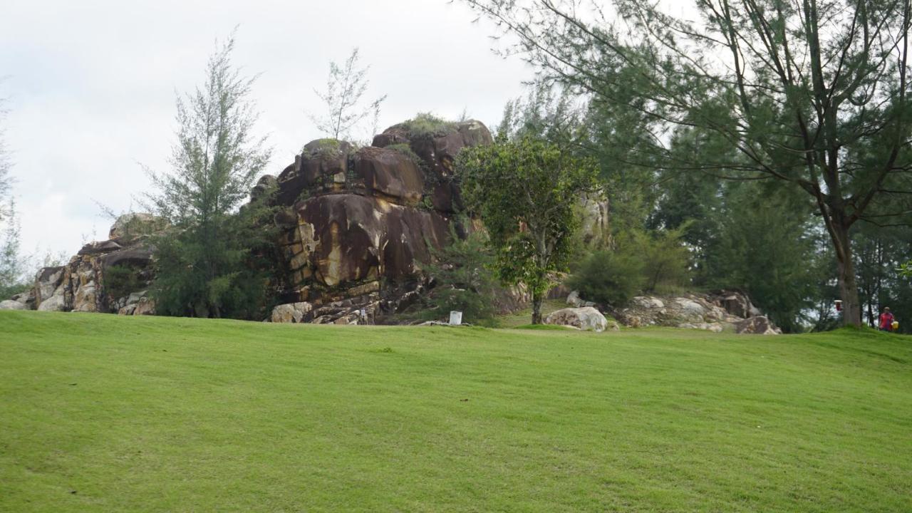 Pantai Indah Lagoi Bintan Luaran gambar